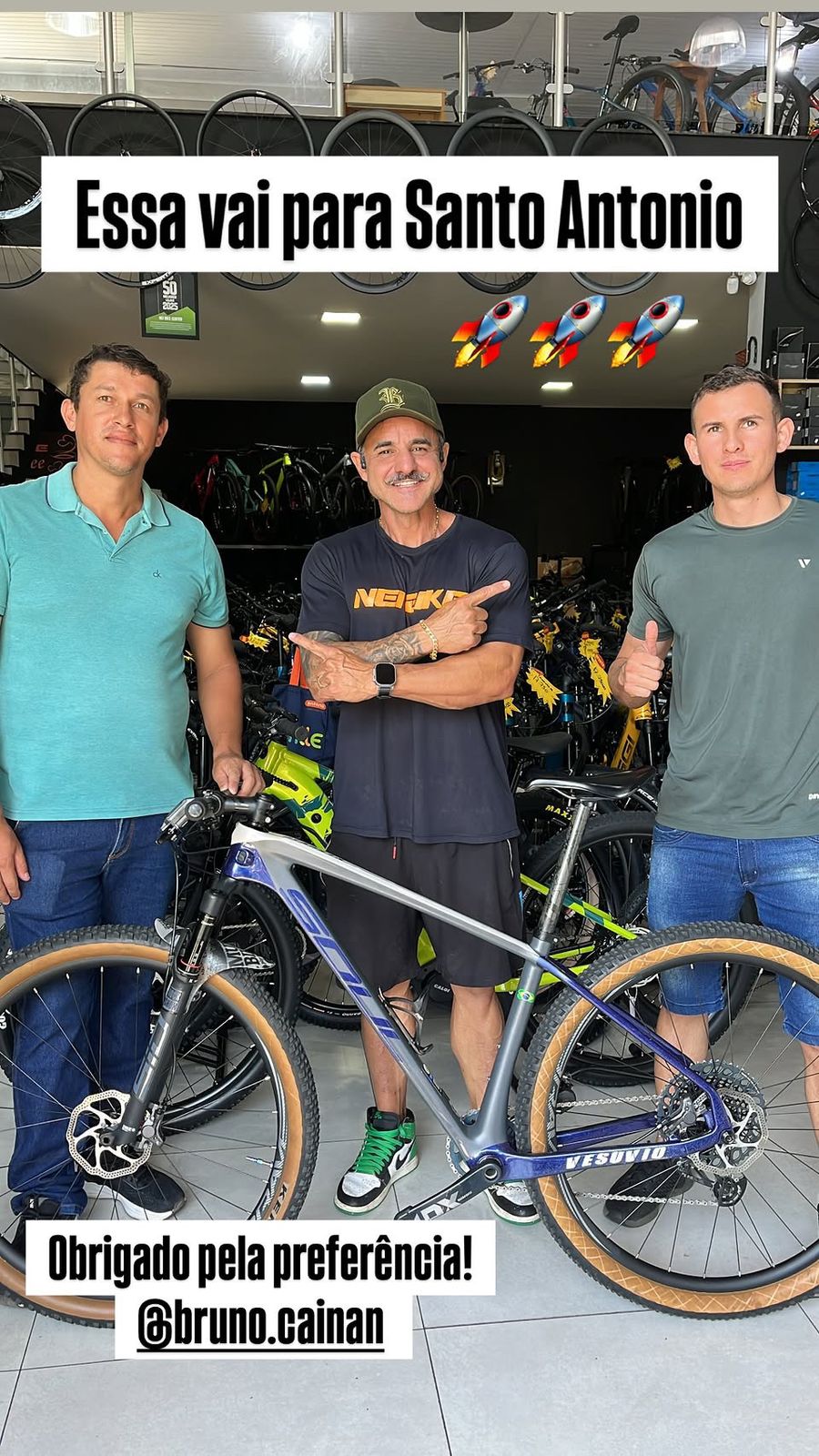 Entrega de bike Sense Vesúvio para cliente em Santo Antônio