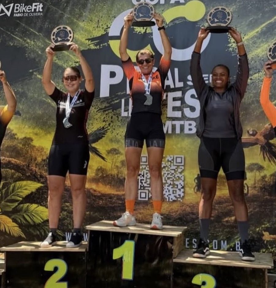 Atleta Nei Bike Center campeã no pódio feminino da Copa Pedal Sem Limites